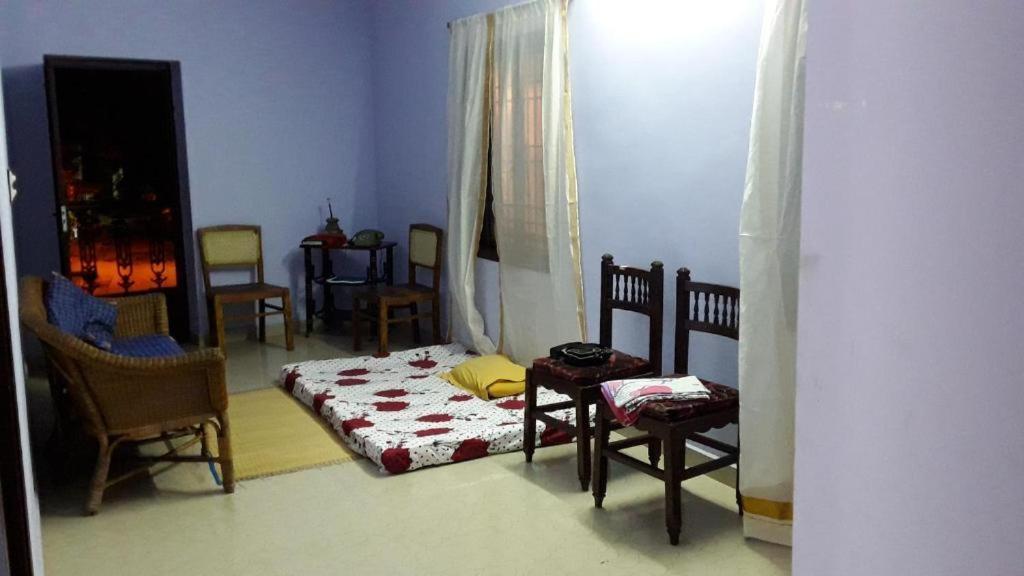 Valentine Hostel & Guest House Pondicherry Luaran gambar